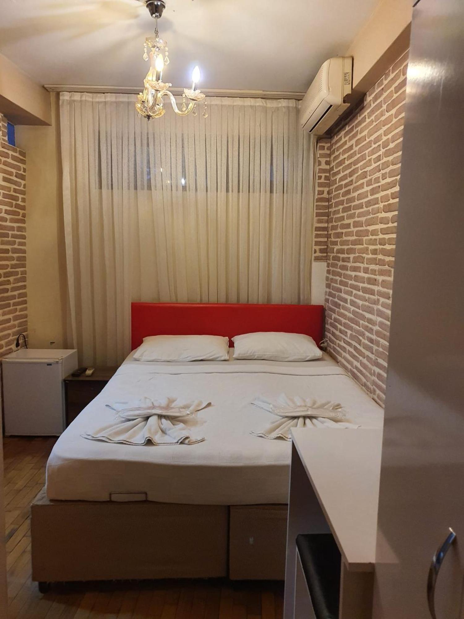 Omar Sultan Park Suites อิสตันบูล ภายนอก รูปภาพ